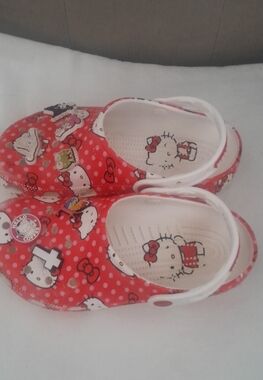 Hello Kitty Red Polka Dot Clog-Style Shoes